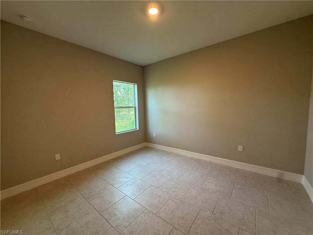 505 Greenbriar Blvd Property Photo 14
