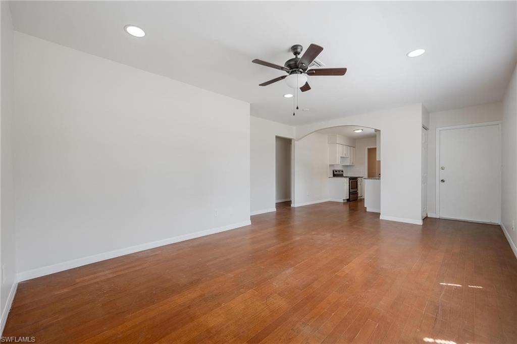 13830 5th St Property Photo 6