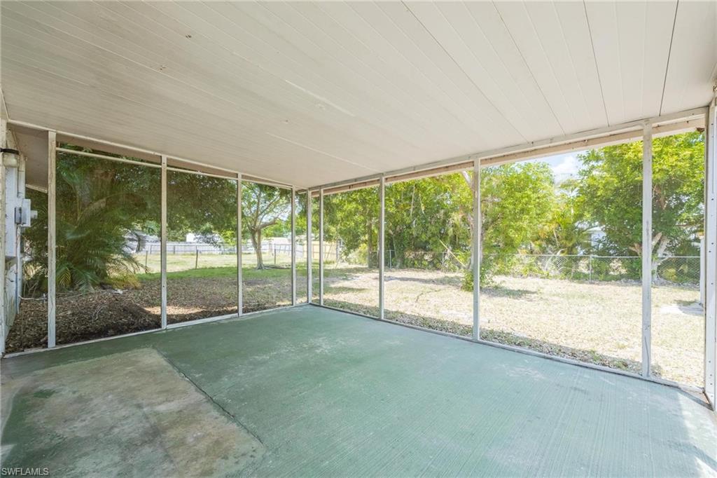 13830 5th St Property Photo 17