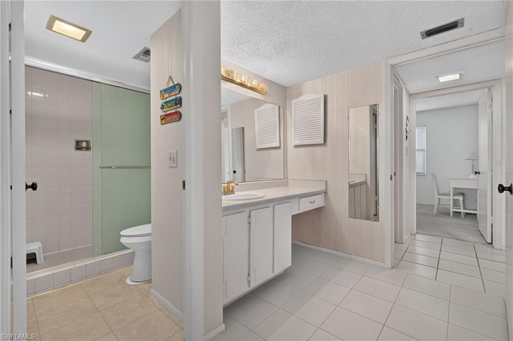 1660 Pine Valley Dr 201 Property Photo 16