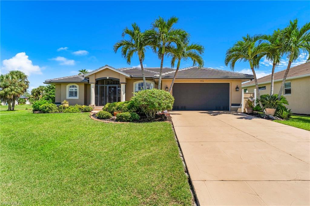 17150 Sarong Ln Property Photo 3