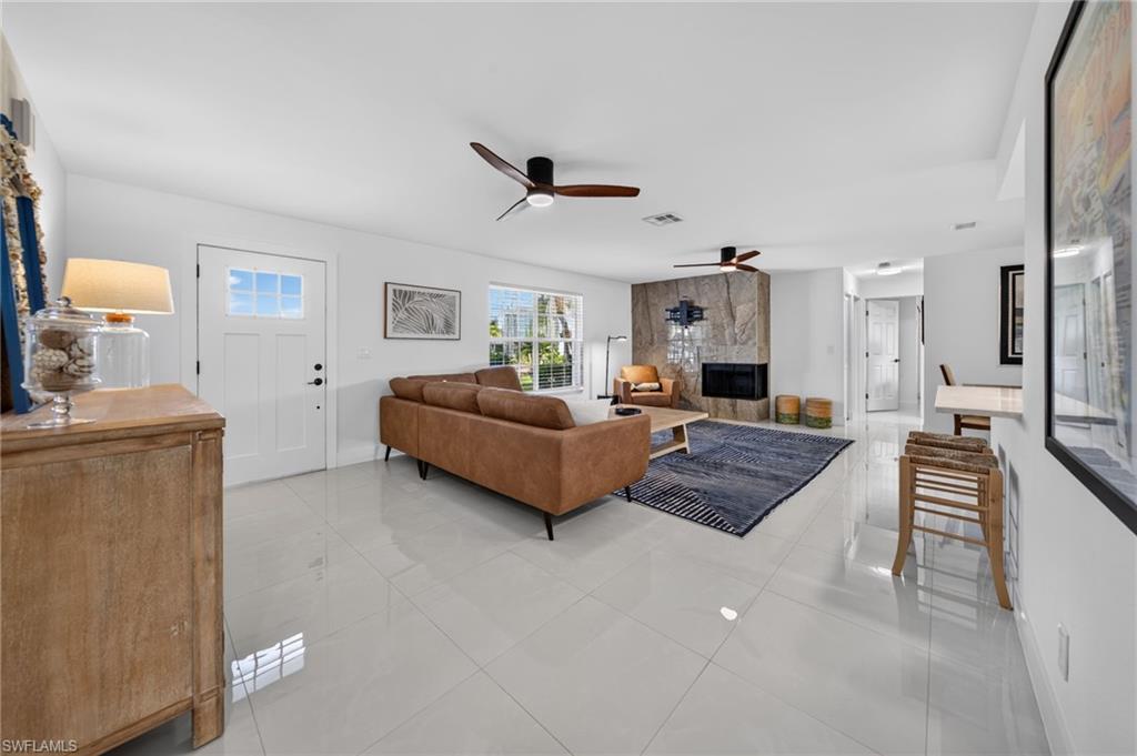 27228 Gasparilla Dr Property Photo 6