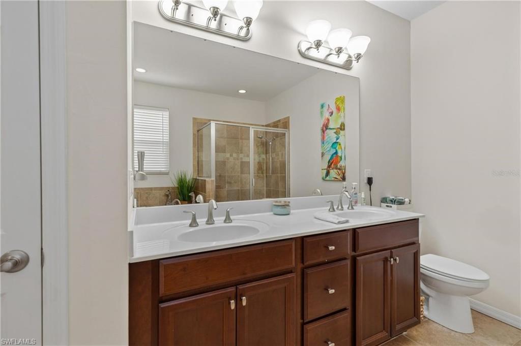 12841 Seaside Key Ct Property Photo 18