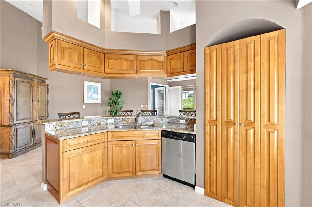 271 Lenell Rd 4 Property Photo 5