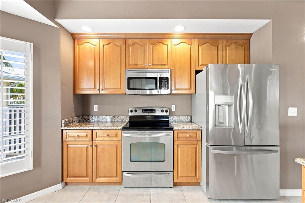 271 Lenell Rd 4 Property Photo 7