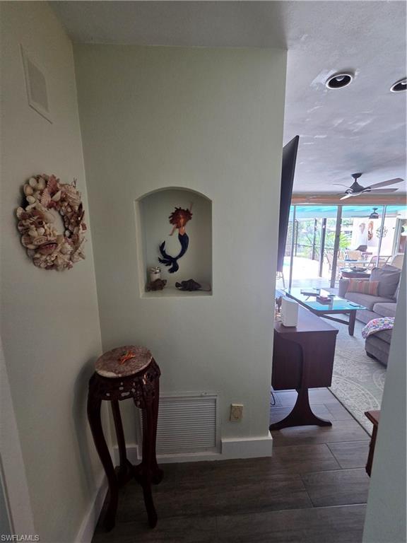 130 Sw 58th St Property Photo 16