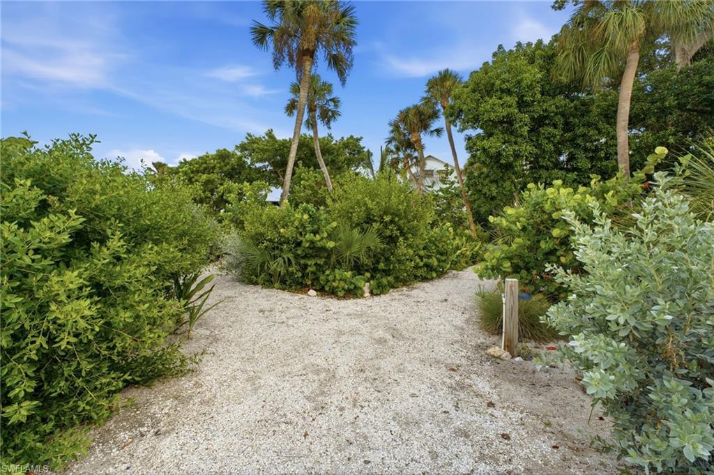 201 White Pelican Dr Property Photo 39