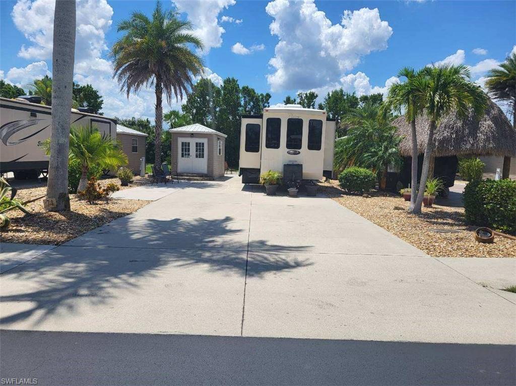 5250 Cypress Trail Resort Cir Property Photo 2