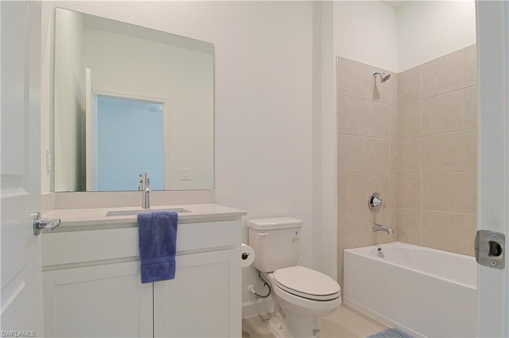 3947 Coneflower St Property Photo 24