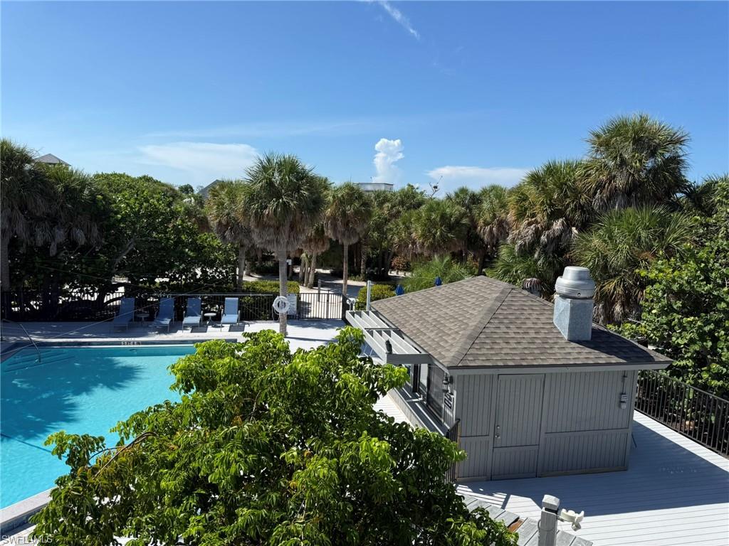 4486 Hammock Ct Property Photo 15