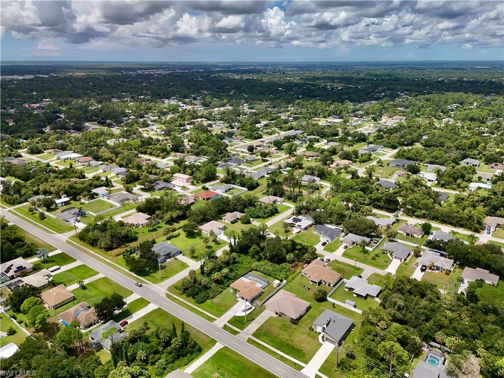 Monday Ter Property Photo 17