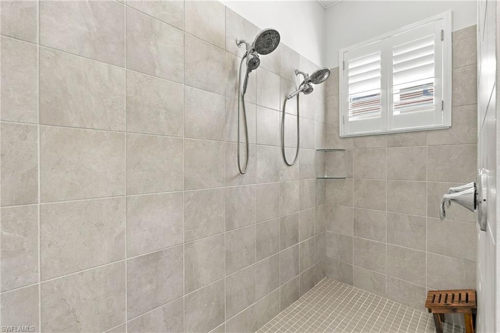 15892 Cranes Marsh Ct Property Photo 24