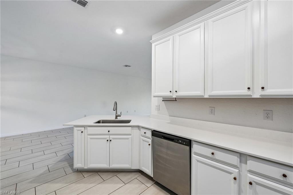 2583 Vine Ave Property Photo 11