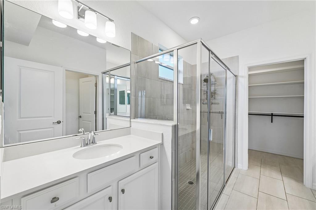 2583 Vine Ave Property Photo 17