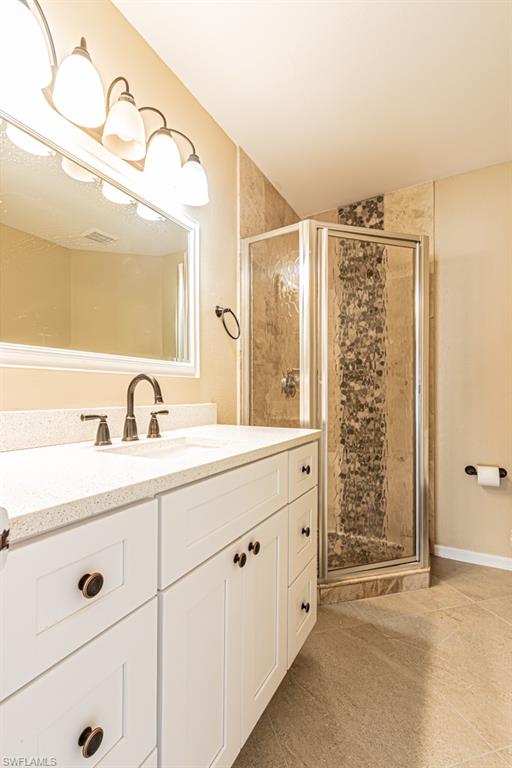 9275 Lake Park Dr 204 Property Photo 12