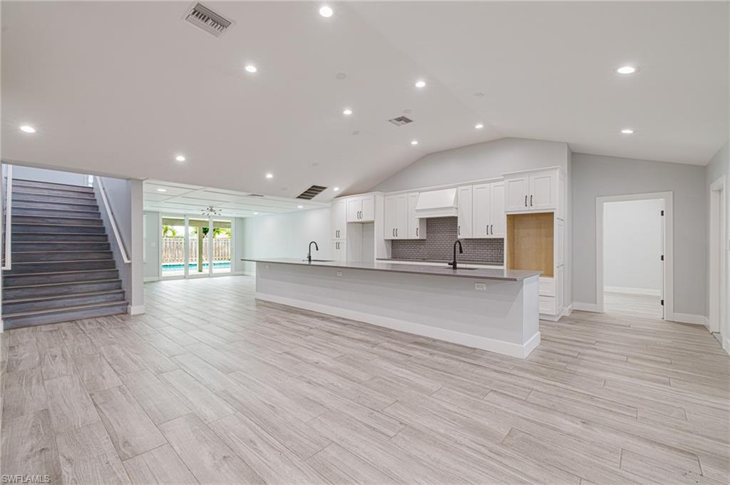 5534 Cognac Dr Property Photo 4