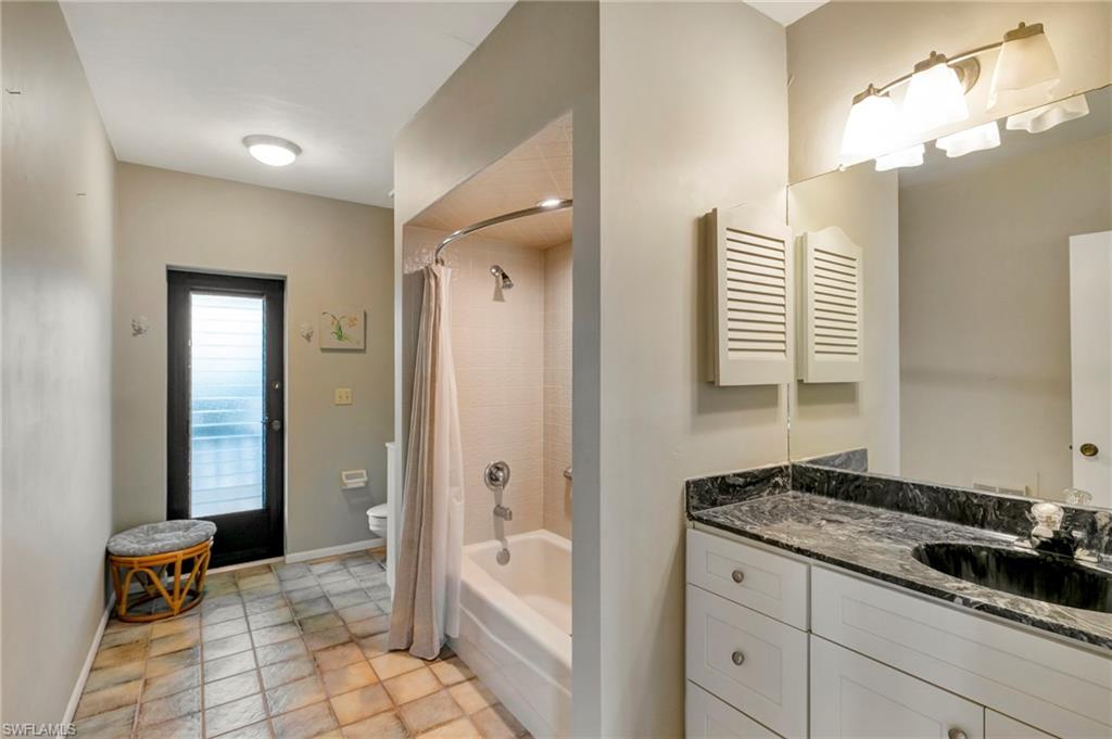 3209 W Riverside Dr Property Photo 39