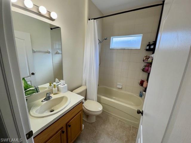 2430 Verdmont Ct Property Photo 16