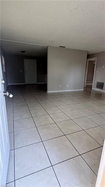 5537 10th Ave Property Photo 2