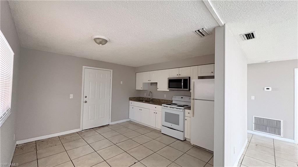5537 10th Ave Property Photo 5