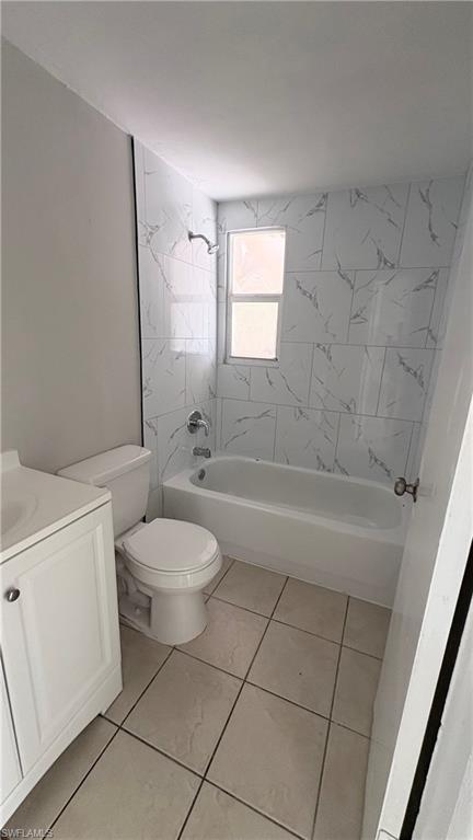 3042 Douglas Ave Property Photo 7