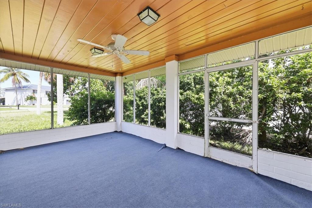 6106 Island Park Ct Property Photo 15