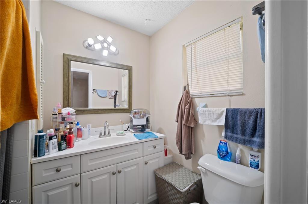1239 Se 23rd Pl 1 Property Photo 25