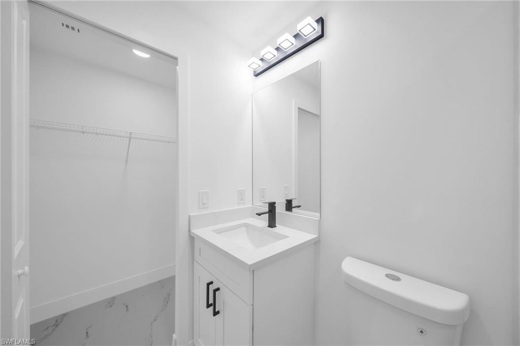 4984 Fairway Ct 4984 Property Photo 16