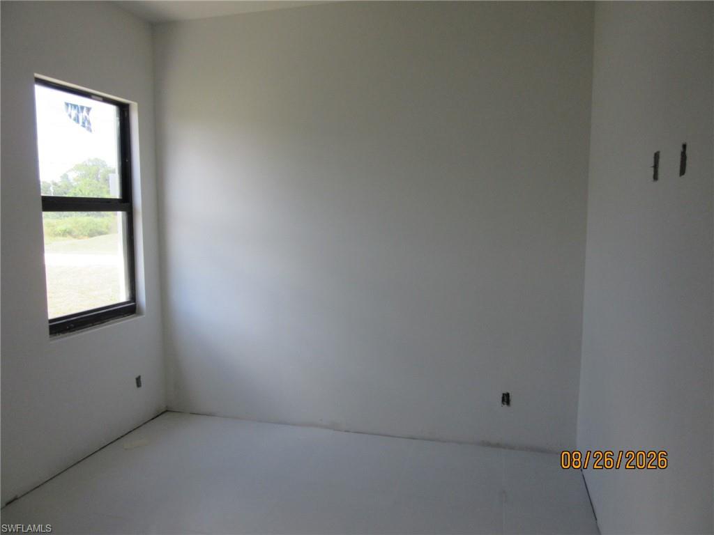 335 Rawlings Ave Property Photo 6
