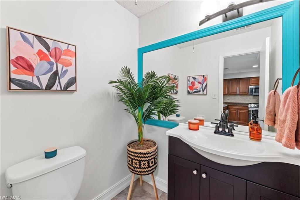 25486 Cockleshell Dr 806 Property Photo 8