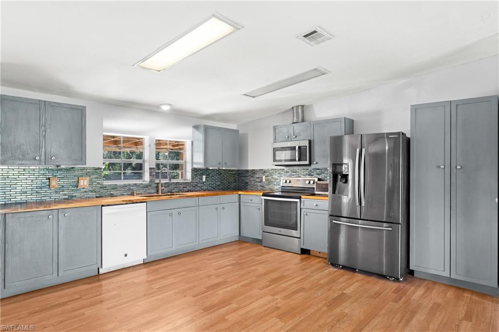 170 S Lindero St Property Photo 10