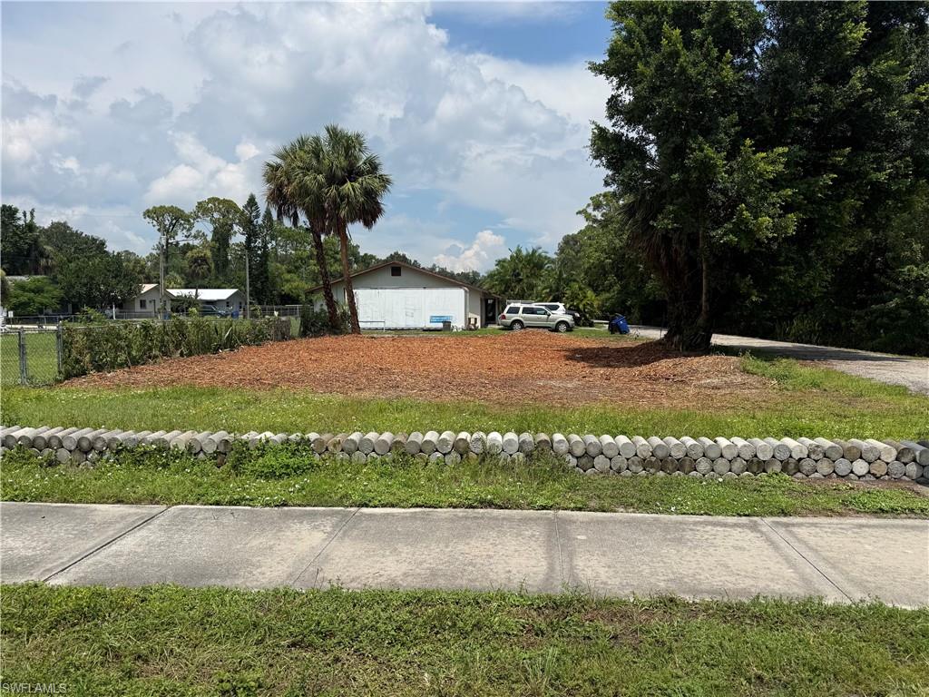 1209 Laurel DR Property Photo 1
