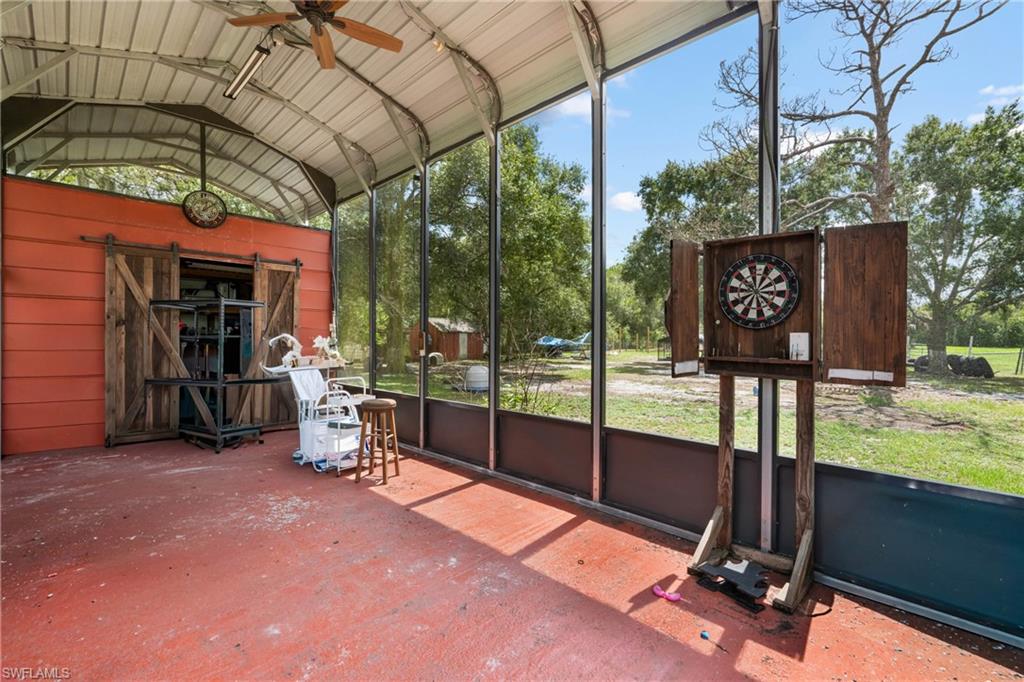 340 S Arboleda St Property Photo 37