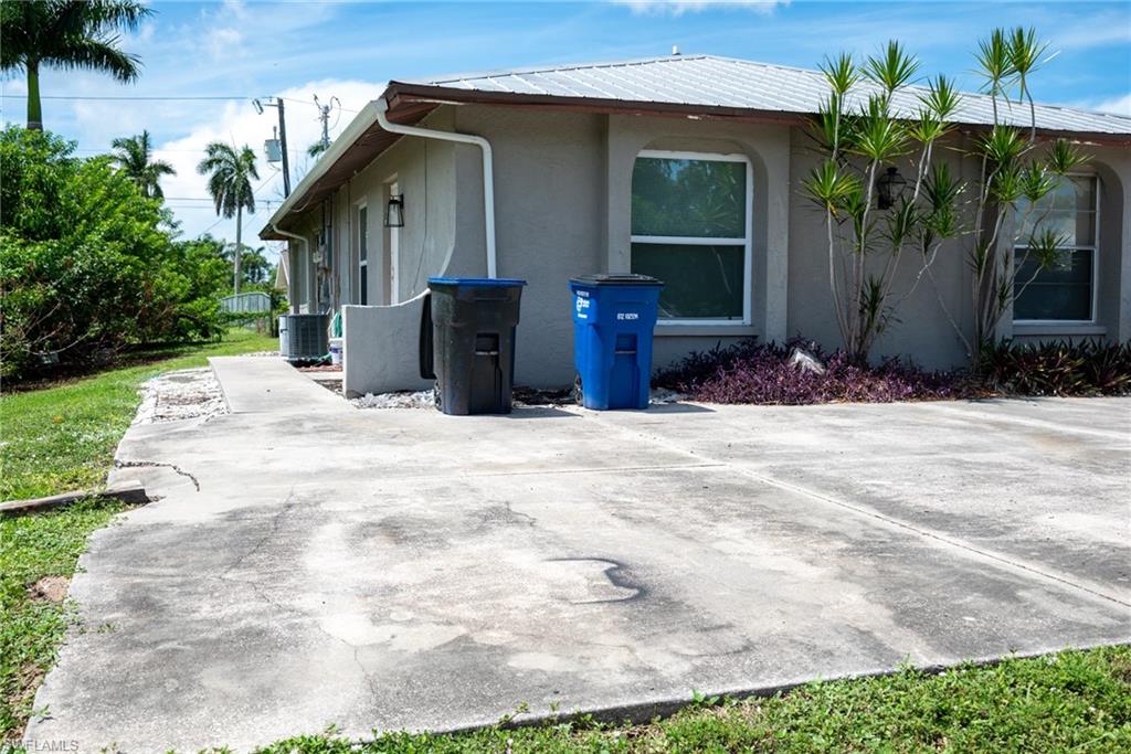 5443 Avenue E Property Photo 4