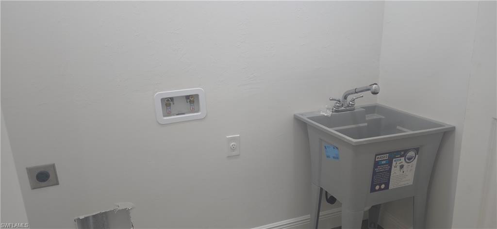 524 Aspen Ave S Property Photo 21
