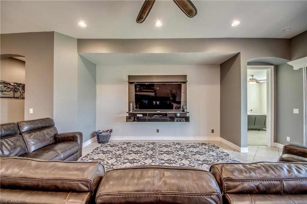 13110 Silver Thorn Loop Property Photo 14