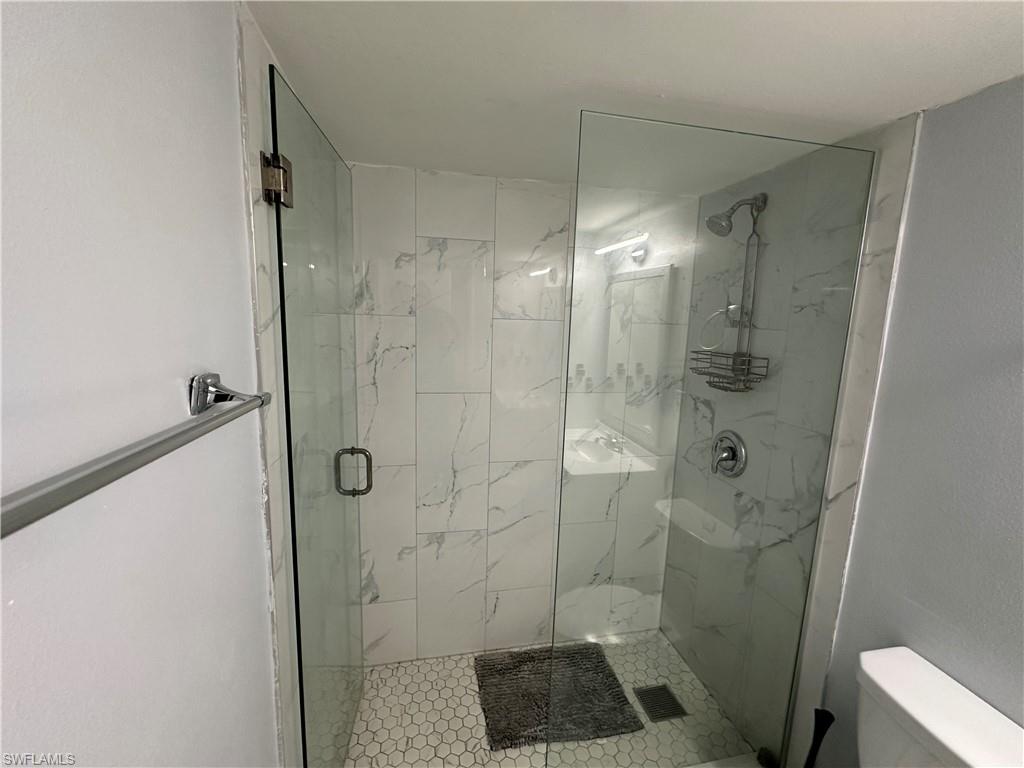 1376 Archer St 6 Property Photo 27