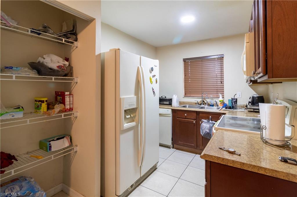 1013 Se 9th St Property Photo 14