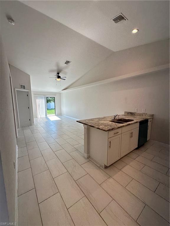 4410-4412 Skyline Blvd Property Photo 8