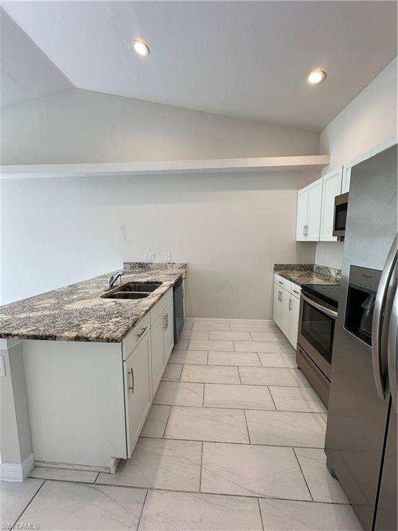 4410-4412 Skyline Blvd Property Photo 9