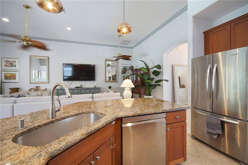 10514 Bella Vista Dr Property Photo 9