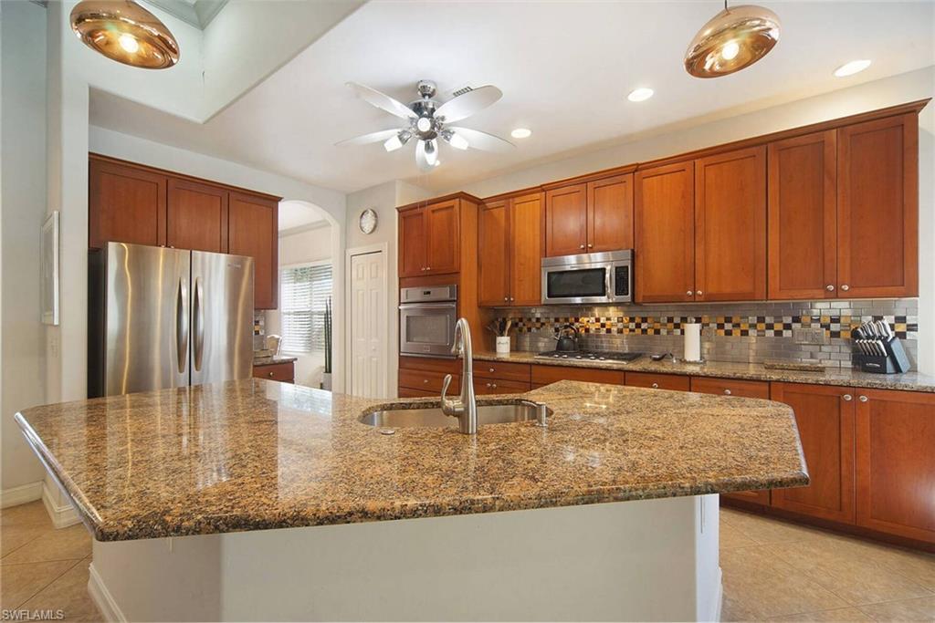 10514 Bella Vista Dr Property Photo 11