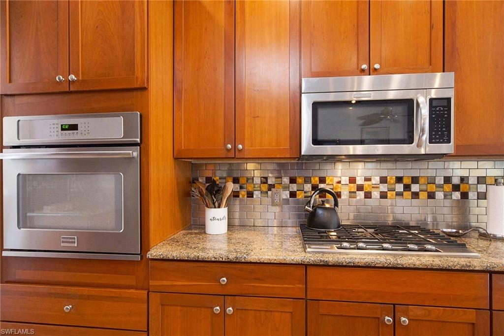 10514 Bella Vista Dr Property Photo 12