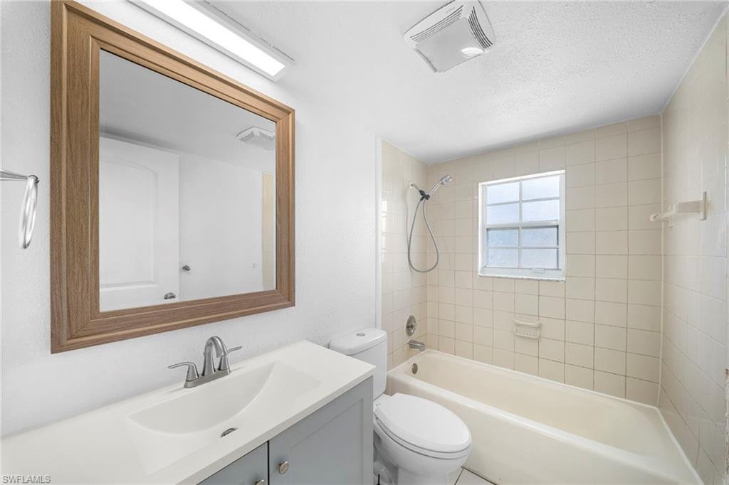 13401 Pine Needle Ln Property Photo 12