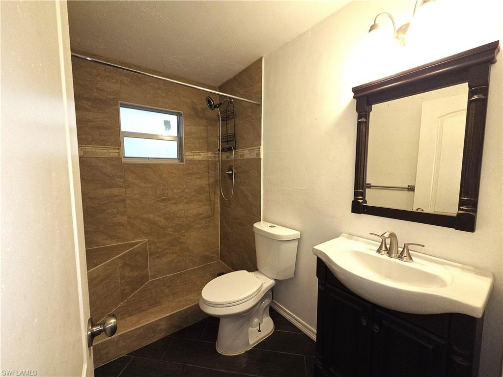 1213 Sw 48th Ter B Property Photo 7
