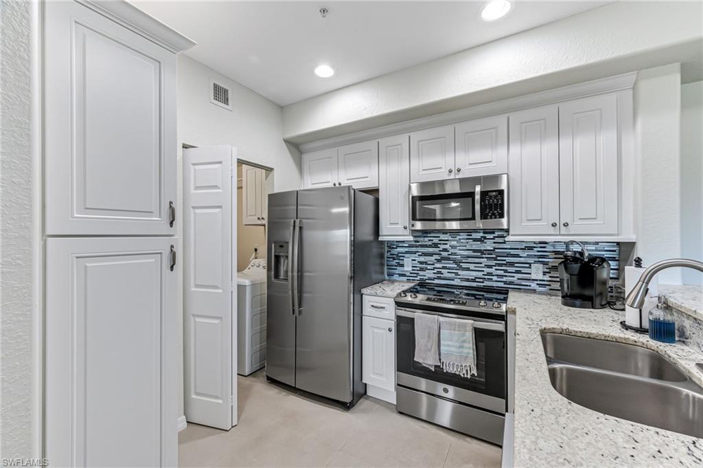 13180 Bella Casa Cir 379 Property Photo 4