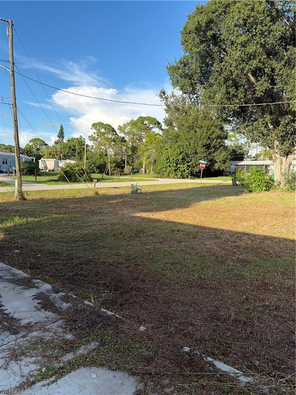 15555 Mango Dr Property Photo 2