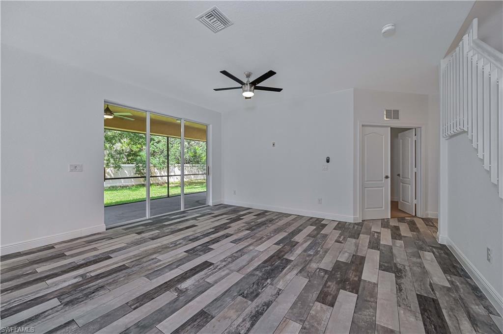 8645 Pegasus Dr Property Photo 18