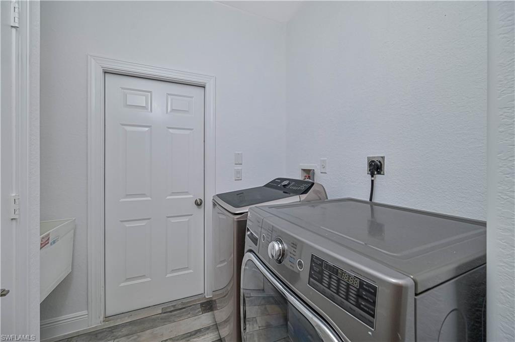 8645 Pegasus Dr Property Photo 39