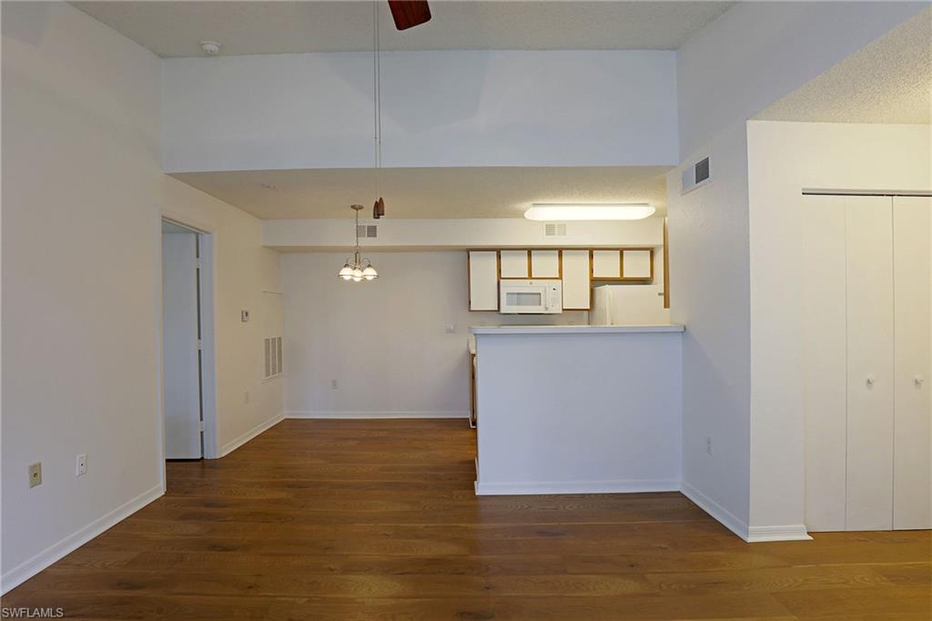 12561 Equestrian Cir 812 Property Photo 5